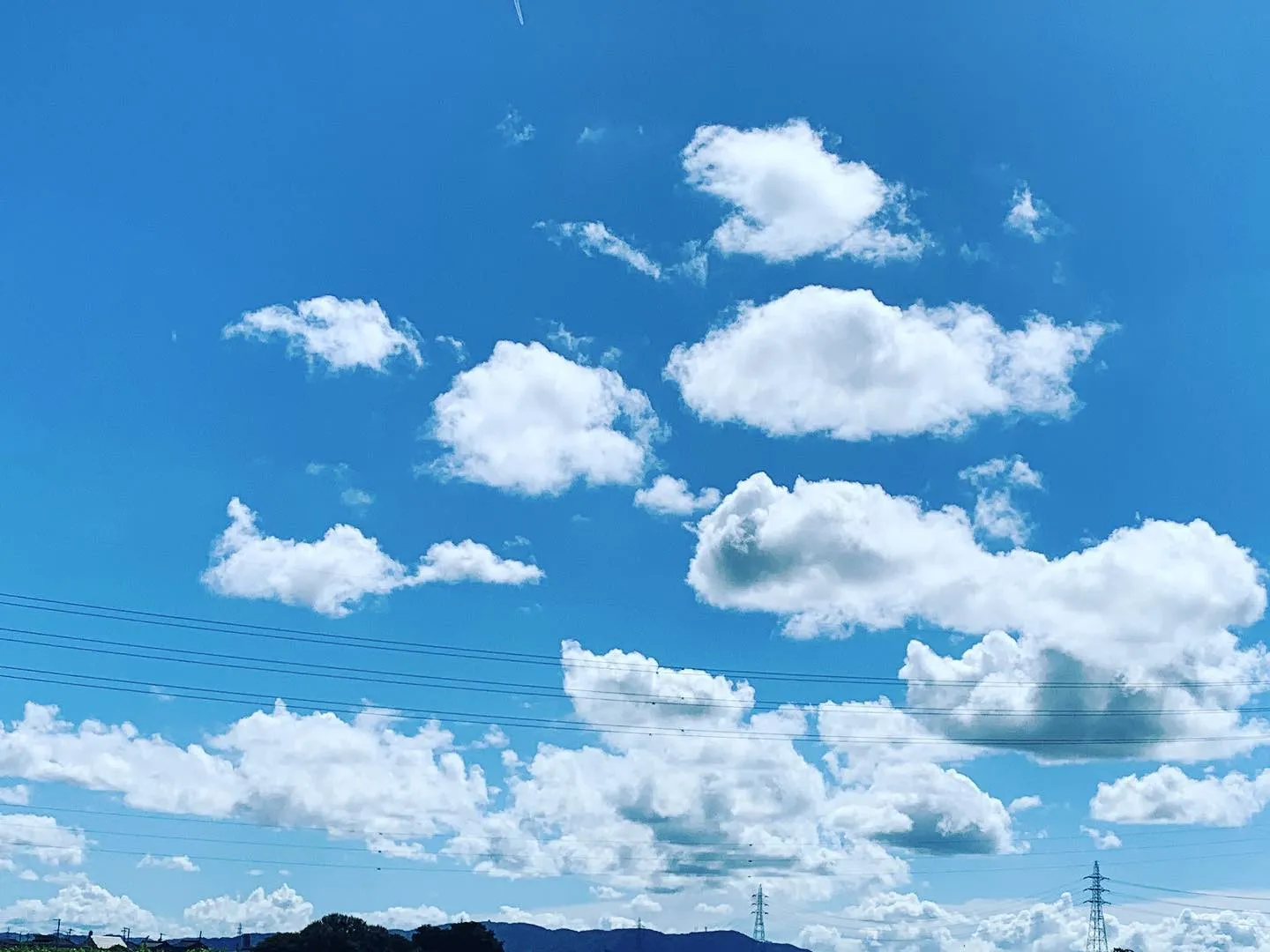 安城市の真夏の雲